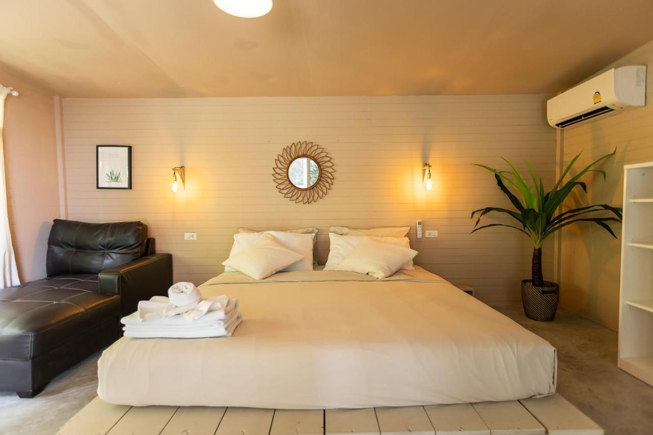 Indie Beach Bungalows Ко Чанг Екстериор снимка