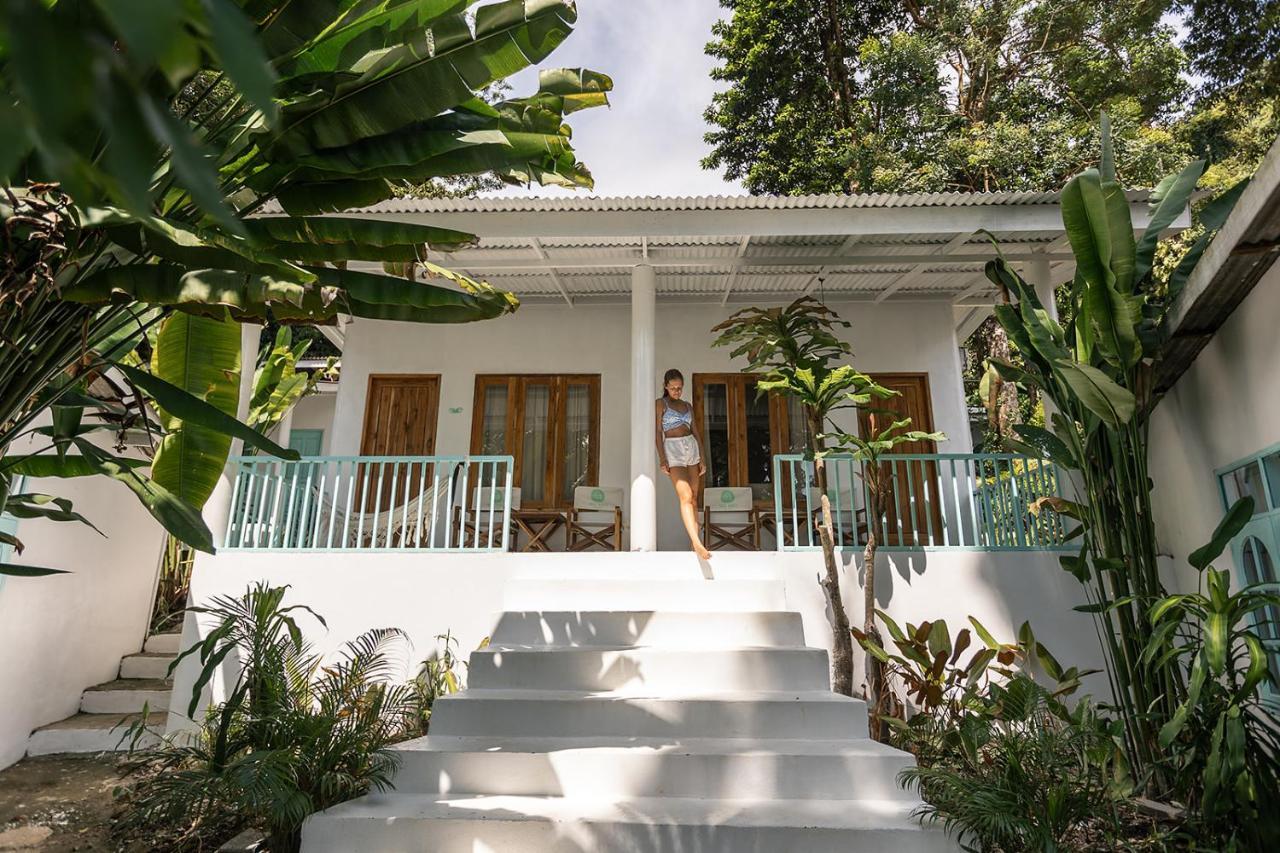 Indie Beach Bungalows Ко Чанг Екстериор снимка